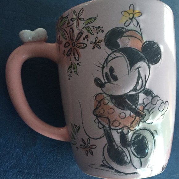 Disney Pink Mug "Bow" with Minnie - Picture 1 of 10